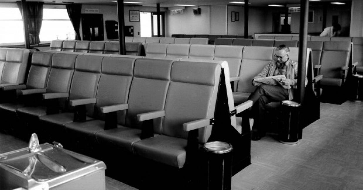 seating area in the holiday