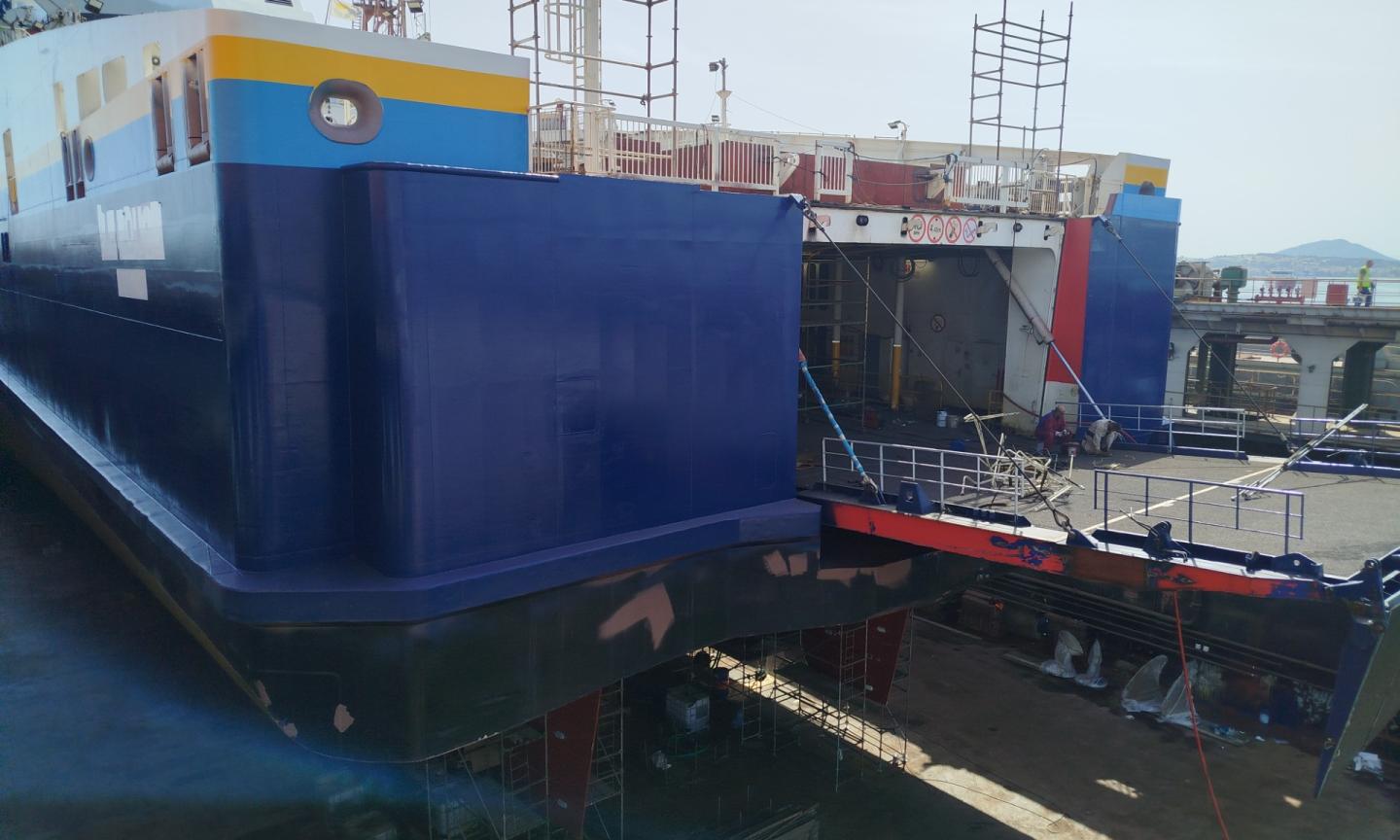 vessel stern construction